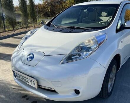 Белый Ниссан Лиф, объемом двигателя 0 л и пробегом 86 тыс. км за 4700 $, фото 2 на Automoto.ua