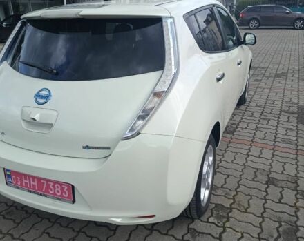 Белый Ниссан Лиф, объемом двигателя 0 л и пробегом 142 тыс. км за 4600 $, фото 10 на Automoto.ua