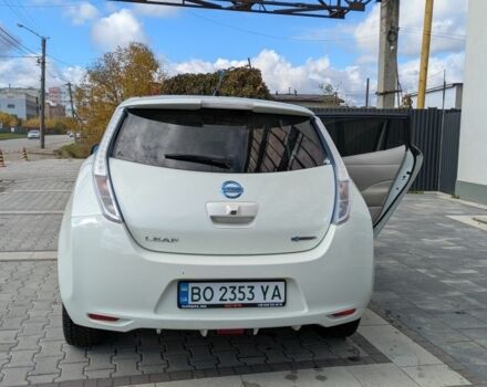 Белый Ниссан Лиф, объемом двигателя 0 л и пробегом 125 тыс. км за 4200 $, фото 2 на Automoto.ua