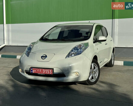 Белый Ниссан Лиф, объемом двигателя 0 л и пробегом 95 тыс. км за 5300 $, фото 10 на Automoto.ua