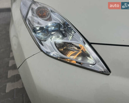 Білий Ніссан Ліф, об'ємом двигуна 0 л та пробігом 152 тис. км за 4450 $, фото 23 на Automoto.ua