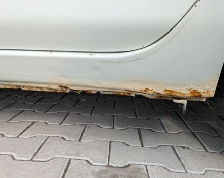 Белый Ниссан Лиф, объемом двигателя 0 л и пробегом 125 тыс. км за 4200 $, фото 17 на Automoto.ua