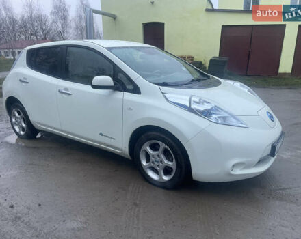 Белый Ниссан Лиф, объемом двигателя 0 л и пробегом 190 тыс. км за 4333 $, фото 14 на Automoto.ua