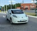 Белый Ниссан Лиф, объемом двигателя 0 л и пробегом 130 тыс. км за 5500 $, фото 1 на Automoto.ua