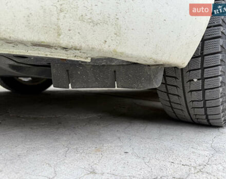 Белый Ниссан Лиф, объемом двигателя 0 л и пробегом 124 тыс. км за 4990 $, фото 8 на Automoto.ua