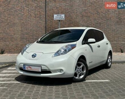 Белый Ниссан Лиф, объемом двигателя 0 л и пробегом 91 тыс. км за 4999 $, фото 1 на Automoto.ua