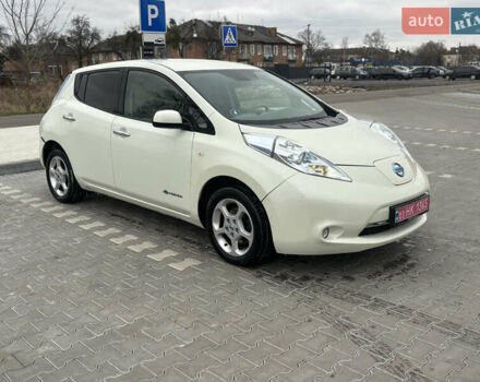 Білий Ніссан Ліф, об'ємом двигуна 0 л та пробігом 152 тис. км за 4450 $, фото 7 на Automoto.ua