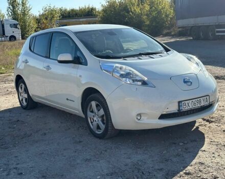 Белый Ниссан Лиф, объемом двигателя 0 л и пробегом 180 тыс. км за 3650 $, фото 1 на Automoto.ua