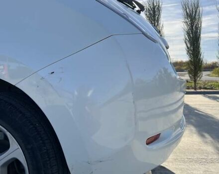 Белый Ниссан Лиф, объемом двигателя 0 л и пробегом 86 тыс. км за 4700 $, фото 11 на Automoto.ua