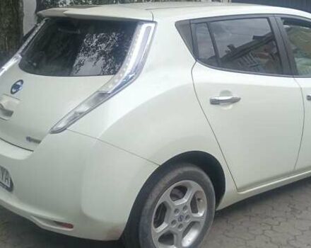 Белый Ниссан Лиф, объемом двигателя 0 л и пробегом 117 тыс. км за 6900 $, фото 1 на Automoto.ua