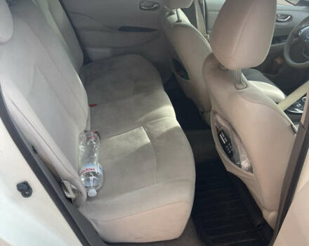 Белый Ниссан Лиф, объемом двигателя 0 л и пробегом 181 тыс. км за 4000 $, фото 9 на Automoto.ua