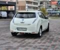 Белый Ниссан Лиф, объемом двигателя 0 л и пробегом 105 тыс. км за 7000 $, фото 5 на Automoto.ua