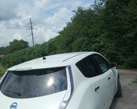 Белый Ниссан Лиф, объемом двигателя 0 л и пробегом 142 тыс. км за 5350 $, фото 7 на Automoto.ua