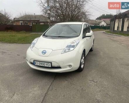 Білий Ніссан Ліф, об'ємом двигуна 0 л та пробігом 155 тис. км за 5800 $, фото 1 на Automoto.ua