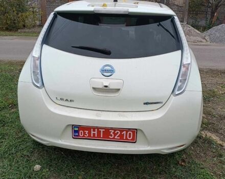 Белый Ниссан Лиф, объемом двигателя 0 л и пробегом 100 тыс. км за 6000 $, фото 6 на Automoto.ua
