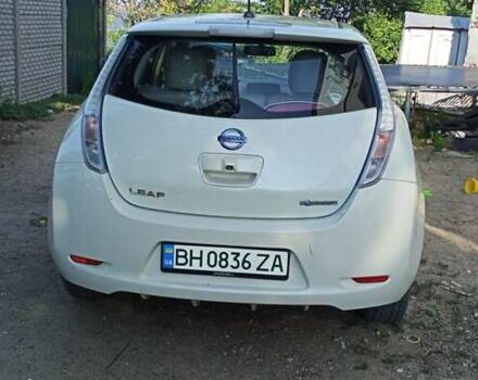 Білий Ніссан Ліф, об'ємом двигуна 0 л та пробігом 103 тис. км за 6000 $, фото 4 на Automoto.ua
