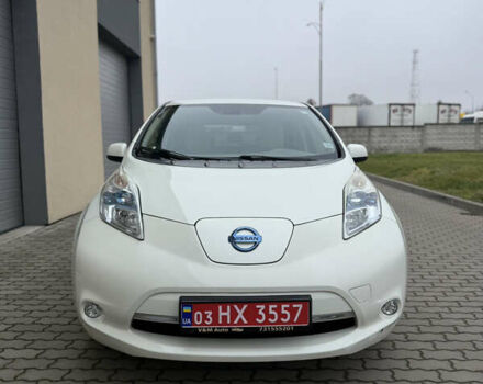 Белый Ниссан Лиф, объемом двигателя 0 л и пробегом 91 тыс. км за 4500 $, фото 2 на Automoto.ua