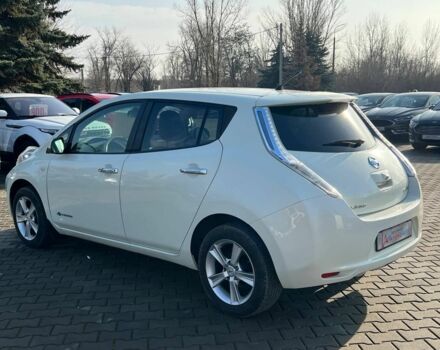 Белый Ниссан Лиф, объемом двигателя 0 л и пробегом 104 тыс. км за 6400 $, фото 4 на Automoto.ua