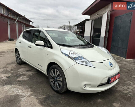 Білий Ніссан Ліф, об'ємом двигуна 0 л та пробігом 87 тис. км за 4900 $, фото 2 на Automoto.ua