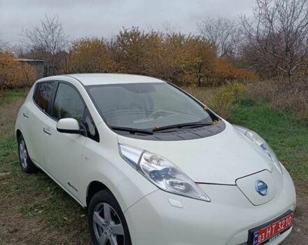 Белый Ниссан Лиф, объемом двигателя 0 л и пробегом 100 тыс. км за 6350 $, фото 2 на Automoto.ua