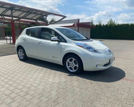 Білий Ніссан Ліф, об'ємом двигуна 0 л та пробігом 99 тис. км за 4000 $, фото 3 на Automoto.ua