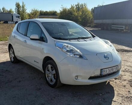 Белый Ниссан Лиф, объемом двигателя 0 л и пробегом 180 тыс. км за 3650 $, фото 4 на Automoto.ua