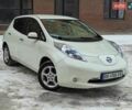 Білий Ніссан Ліф, об'ємом двигуна 0 л та пробігом 125 тис. км за 3750 $, фото 1 на Automoto.ua
