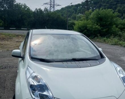 Белый Ниссан Лиф, объемом двигателя 0 л и пробегом 142 тыс. км за 5350 $, фото 9 на Automoto.ua