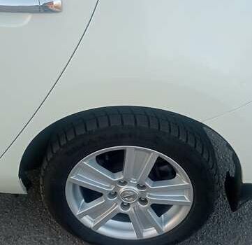 Білий Ніссан Ліф, об'ємом двигуна 0 л та пробігом 111 тис. км за 5300 $, фото 9 на Automoto.ua