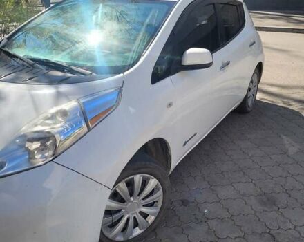 Ніссан Ліф 2013 у Дніпро (Дніпропетровську) на Automoto.ua Білий Ніссан Ліф, об'ємом двигуна 3 л та пробігом 168 тис. км за 4500 $, фото 15 на Automoto.ua