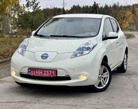 Белый Ниссан Лиф, объемом двигателя 0 л и пробегом 140 тыс. км за 4950 $, фото 8 на Automoto.ua