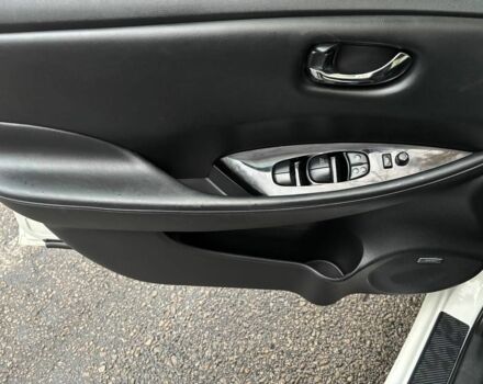 Белый Ниссан Лиф, объемом двигателя 0 л и пробегом 106 тыс. км за 8800 $, фото 18 на Automoto.ua