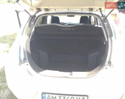 Белый Ниссан Лиф, объемом двигателя 0 л и пробегом 181 тыс. км за 6445 $, фото 13 на Automoto.ua