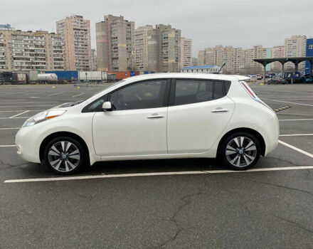 Белый Ниссан Лиф, объемом двигателя 0 л и пробегом 90 тыс. км за 6700 $, фото 2 на Automoto.ua