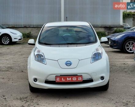 Белый Ниссан Лиф, объемом двигателя 0 л и пробегом 56 тыс. км за 7400 $, фото 1 на Automoto.ua