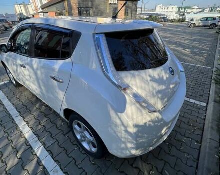 Белый Ниссан Лиф, объемом двигателя 0 л и пробегом 98 тыс. км за 6200 $, фото 4 на Automoto.ua