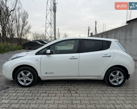 Білий Ніссан Ліф, об'ємом двигуна 0 л та пробігом 122 тис. км за 6200 $, фото 7 на Automoto.ua
