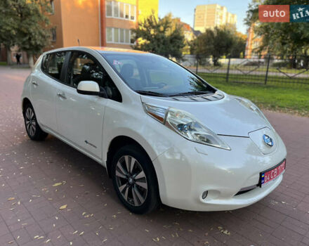 Белый Ниссан Лиф, объемом двигателя 0 л и пробегом 109 тыс. км за 7700 $, фото 3 на Automoto.ua