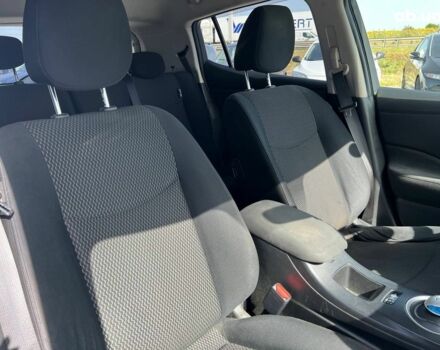 Білий Ніссан Ліф, об'ємом двигуна 1.5 л та пробігом 85 тис. км за 6490 $, фото 33 на Automoto.ua
