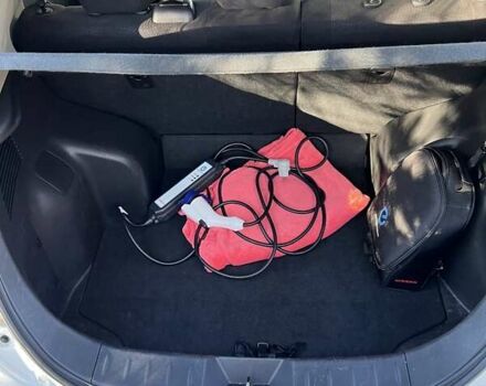 Белый Ниссан Лиф, объемом двигателя 0 л и пробегом 98 тыс. км за 6200 $, фото 7 на Automoto.ua