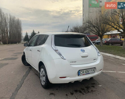 Белый Ниссан Лиф, объемом двигателя 0 л и пробегом 185 тыс. км за 7500 $, фото 2 на Automoto.ua