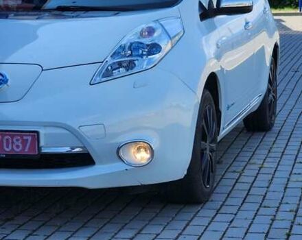 Белый Ниссан Лиф, объемом двигателя 0 л и пробегом 137 тыс. км за 6500 $, фото 40 на Automoto.ua