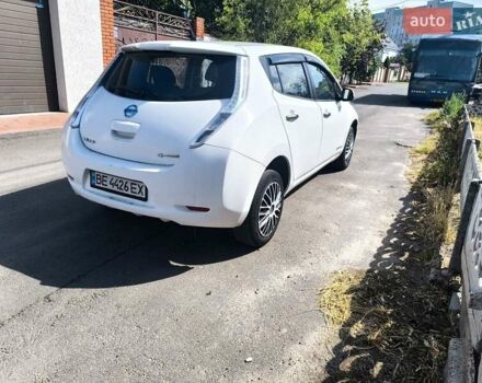 Белый Ниссан Лиф, объемом двигателя 0 л и пробегом 112 тыс. км за 4100 $, фото 10 на Automoto.ua