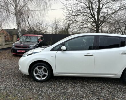 Белый Ниссан Лиф, объемом двигателя 0 л и пробегом 116 тыс. км за 6500 $, фото 10 на Automoto.ua