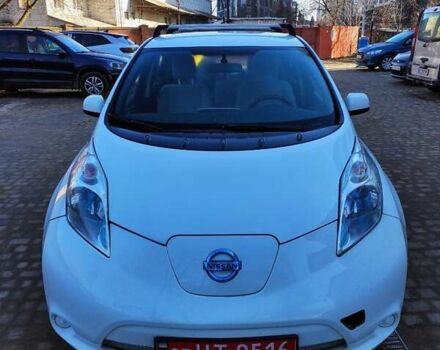 Белый Ниссан Лиф, объемом двигателя 0 л и пробегом 169 тыс. км за 5500 $, фото 1 на Automoto.ua