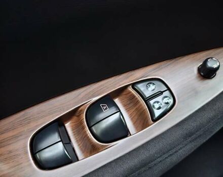 Белый Ниссан Лиф, объемом двигателя 0 л и пробегом 88 тыс. км за 7900 $, фото 3 на Automoto.ua