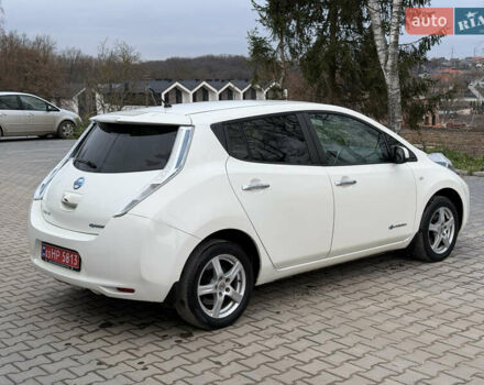 Білий Ніссан Ліф, об'ємом двигуна 0 л та пробігом 122 тис. км за 6200 $, фото 4 на Automoto.ua