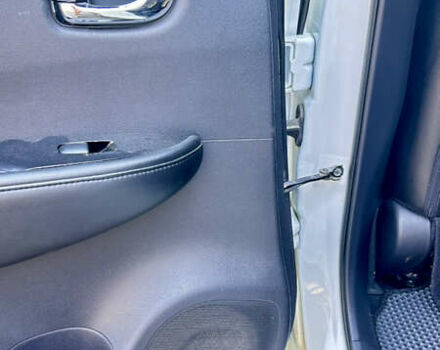 Білий Ніссан Ліф, об'ємом двигуна 0 л та пробігом 150 тис. км за 6800 $, фото 6 на Automoto.ua