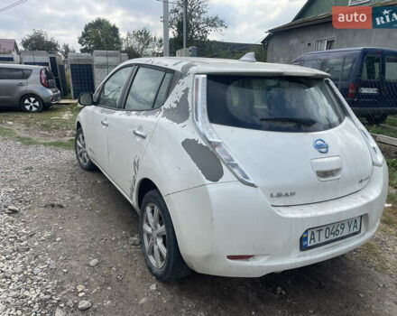 Белый Ниссан Лиф, объемом двигателя 0 л и пробегом 160 тыс. км за 4300 $, фото 1 на Automoto.ua