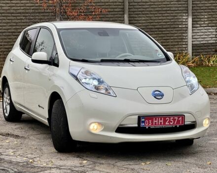 Белый Ниссан Лиф, объемом двигателя 0 л и пробегом 140 тыс. км за 4950 $, фото 3 на Automoto.ua